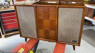 1962 Zenith Stereo Console, Model SFH2605