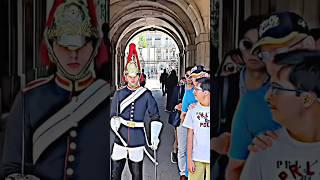 The royal guard's gesture to the special child  #kingsguard #specialchild #fypシ゚