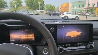 Detailed overview 2023 Chevrolet Colorado Z71 interior features. Watch to the end.