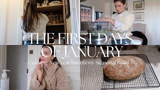 JANUARY RESET, LIVING WITH THE SEASONS & COOKING FROM SCRATCH / LAUREN GRACE