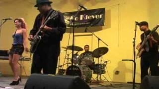 Ever So Klever - Here Comes Mama
