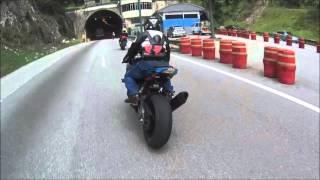 Triumph Street Triple R chasing... faster bikes (S1000RR , ZX10R & MT09)