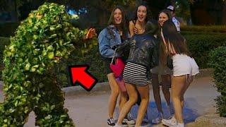 Bushman Prank: Alex Troy is Back !! Crazy Scares in Madrid !!