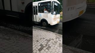 Автобус ПАЗ 4234. Марш 26 : Новый автовокзал/ул. Генерала Момота. Сумма проезда 13 грн
