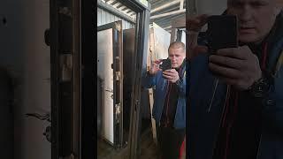 Входная дверь с зеркалом в квартиру #входныедвери #металлическиедвери #дверивмогилеве #двери