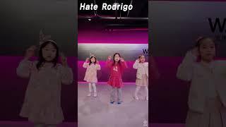 YENA(최예나) - Hate Rodrigo (토요키즈통합반) Team B #shorts [와와댄스마포본점] #챌린지 #최예나 #haterodrigo #dance