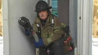 Engine Company Operations: Fire Wrapping and Sweeping