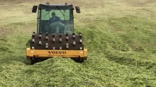 Volvo SD160 Compacting Silage