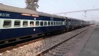 12565 Bihar Sampark Kranti SF Express ◆ DBG - NDLS ◆ Old ICF Rake