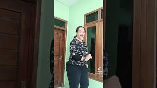 GOYANG TIKTOK MAMA MUDA SEMOK ! Part 1 #SHORT