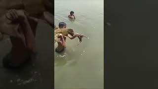 fishing fish by a mallah boy in ganga river #fishing  #shorts