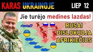 Liep 12: TIKRA VAIZDINĖ MEDŽIAGA: AFRIKIETIS KARYS PUOLA UKRAINIEČIUS SU PAGALIU | Karas Ukrainoje
