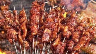 Spicy Chinese-style kebabs|The annual cat's kitchen skewering conference,hot and spicy,come and  eat