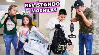 MEUS PAIS RESVITARAM NOSSAS MOCHILAS VOLTANDO DA ESCOLA - Piero Start