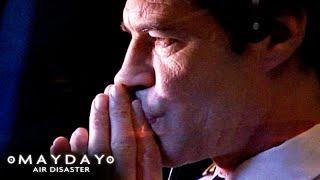 Discovering A SERIOUS Problem On The Aircraft's Tail | Flying On Empty | Mayday: Air Disaster