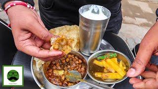 Desi Ambala Breakfast  | Indian Street Food 2020 Special | Veggiepaaji