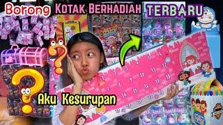 BORONG KOTAK BERHADIAH DI PASAR MAINAN SAMPAI KESURUPAN ! Prank Penjual Semua Ketawa