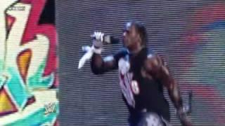 WWE Superstars Entrance : R-Truth