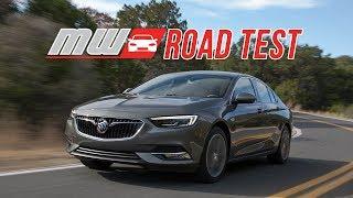 2018 Buick Regal Sportback and TourX | Road Test