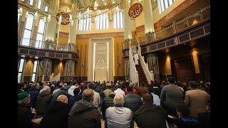 Diyanet İşleri Başkanı Erbaş, Taksim Camii’nde hutbe irad etti