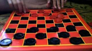 how to play checkers