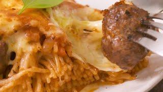 Spaghetti & Boerie Meatball Tray Bake