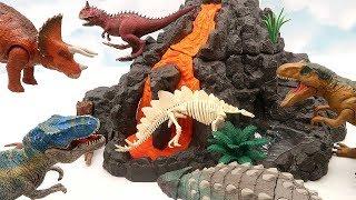 Dinosaur Island Volcano Eruption - Jurassic World, Schleich Dinosaur Battle And Hunter Feeds! 공룡 쥬라기