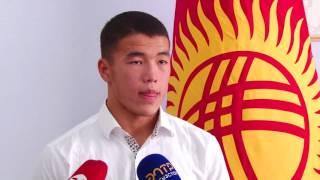Премьер-министр Сооронбай Жээнбеков наградил молодых спортсменов