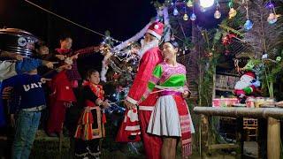 17 year old girl and santa claus surprise christmas for poor village children