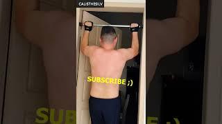 Pull Ups to get stronger - calisthenics workout - exercise isometric #shorts