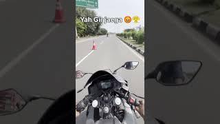 R15 v4 Yah Gir jaega #shorts #automobile #motovlog #roadie #rider #new #ytshort #comedy #riderlife