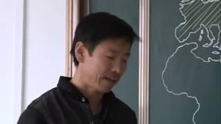 Geography teacher draws world map in 4 minutes