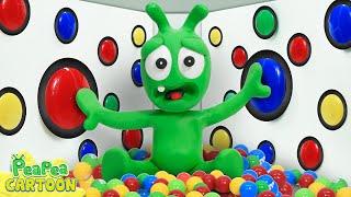 Pea Pea Explores Box fort maze challenge - Kid Learning - PeaPea Cartoon