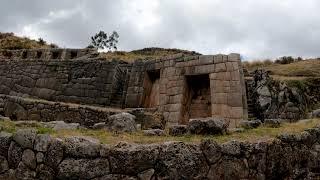 Inca ceremonial fountain of Tambomachay and ancestral architecture of the Andes | Walking tour