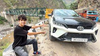 Long Trip Pe Nikal Gaye 
