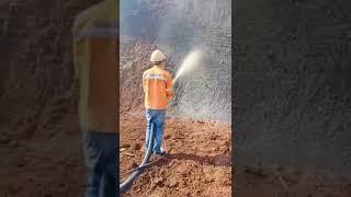 How does wet shotcrete machine work ?