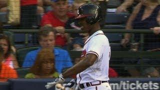 MIA@ATL: B.J. Upton exits with forearm spasms