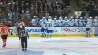 Tyler Bozak First NHL Goal - AMAZING - Flyers at Leafs - Jan 14 2010