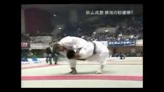 JUDO 2003 Jigoro Kano Cup: Yoshihiro Akiyama 秋山成勲 (JPN) -  Kenzo Nakamura 中村兼三 (JPN) (Slippery Gi!)