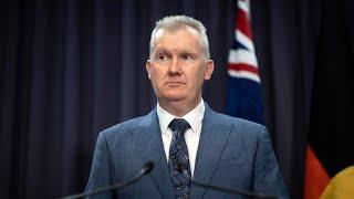 Labor cannot ‘walk both sides of the street’ on Israel: Andrew Wallace