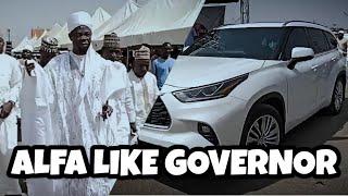 Alfa Like Govenor Leleyi o -The Moment Sheikh Sulaiman Faruq Onikijipa Walks In With An Awesome Car