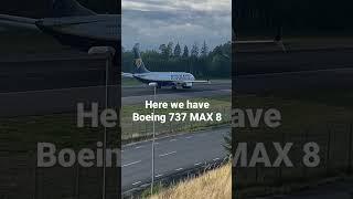 Here we have Boeing 737 MAX 8 RYANAIR 2022