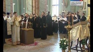 Хор духовенства принял участие в Панихиде памяти рода Романовых в Петропавловском соборе