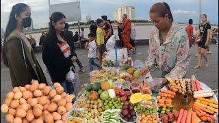 Exploring Street Food Walk Tour at Riverside Phnom Penh City - Cambodian Street Food Tour