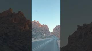 #travel #mountains #naturelovers #naturebeauty #valleyoffire #shorts #shortsvideo