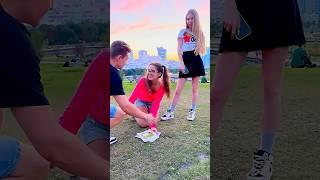HOW CAN A FRIEND DO SUCH A BAD THING? / MARGO_FLURY