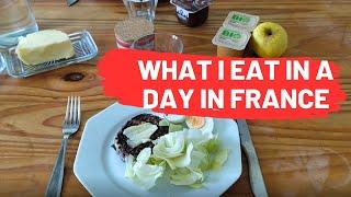 What I EAT In FRANCE | French Diet on a Workday | Cooking a Mediterranean Dish For Dinner