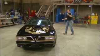 Stacy David drives 1977 Bandit Pontiac Trans Am Burt Reynolds Ed. on GearZ (HD)