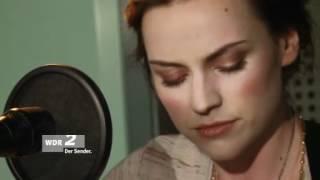 Amy Macdonald - Slow it down 4th of May 2012 (acoustic, live) WDR 2 Der Sender