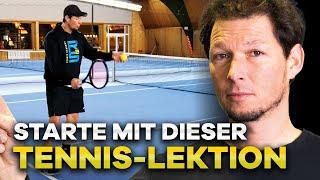 Tennis spielen lernen: Einfache Lektion für Anfänger